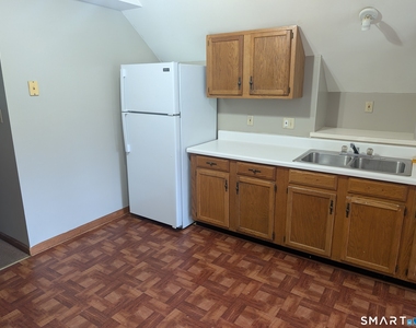 226 Hillside Avenue - Photo Thumbnail 2