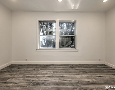 330 Naugatuck Avenue - Photo Thumbnail 13