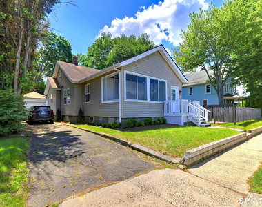 330 Naugatuck Avenue - Photo Thumbnail 1