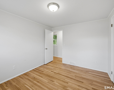 5 Lilac Lane - Photo Thumbnail 20