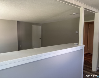 3 White Oak Road - Photo Thumbnail 8