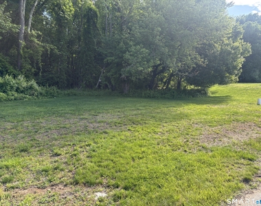 3 White Oak Road - Photo Thumbnail 3