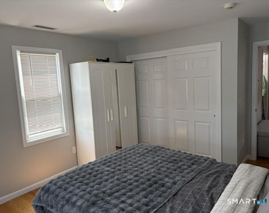 33 Beal Street - Photo Thumbnail 11