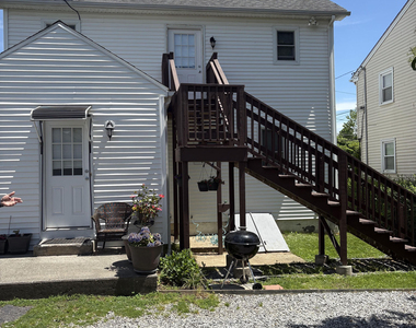 33 Beal Street - Photo Thumbnail 14