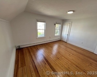 2 Lincoln Avenue - Photo Thumbnail 9