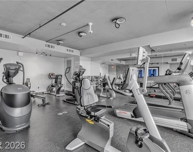 353 E Bonneville Avenue - Photo Thumbnail 20