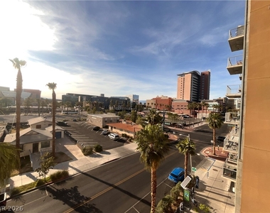 353 E Bonneville Avenue - Photo Thumbnail 19
