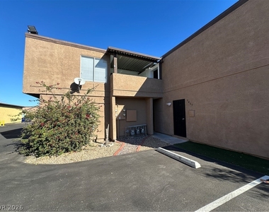1467 Hialeah Drive - Photo Thumbnail 2