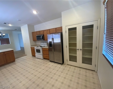 5406 Carrara Pointe Street - Photo Thumbnail 5