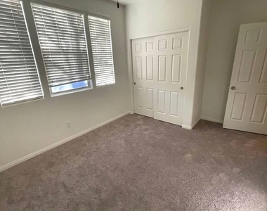 5564 Bethany Bend Drive - Photo Thumbnail 10
