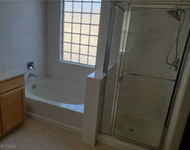 2353 Carnegie Hall Street - Photo Thumbnail 6