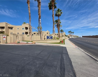 2200 Highpointe Drive - Photo Thumbnail 10