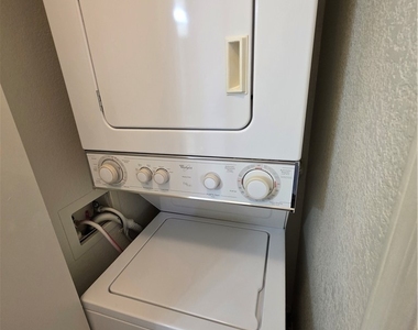 2200 Highpointe Drive - Photo Thumbnail 83