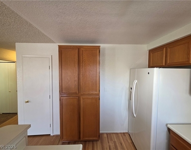 2200 Highpointe Drive - Photo Thumbnail 53