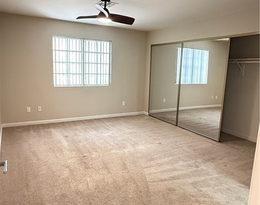 8410 Eldora Avenue - Photo Thumbnail 13