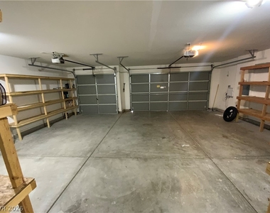 5819 E Badlands Lane - Photo Thumbnail 20