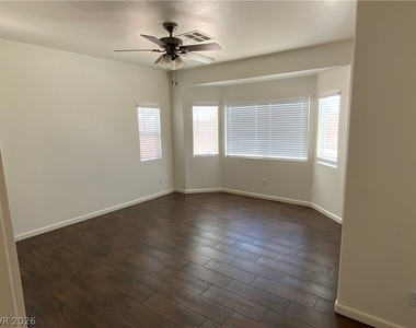 5819 E Badlands Lane - Photo Thumbnail 12