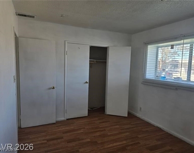 817 Duquesne Avenue - Photo Thumbnail 14