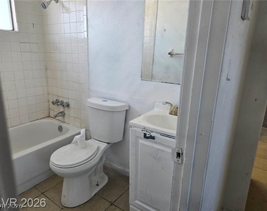 817 Duquesne Avenue - Photo Thumbnail 15