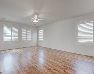 985 Noah Valley Street - Photo Thumbnail 34