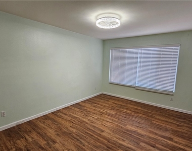 4955 Lindell Road - Photo Thumbnail 10