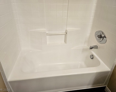 6164 Daisy Lee Avenue - Photo Thumbnail 13