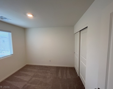 4261 Venus Falls Avenue - Photo Thumbnail 7