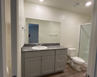 4261 Venus Falls Avenue - Photo Thumbnail 3