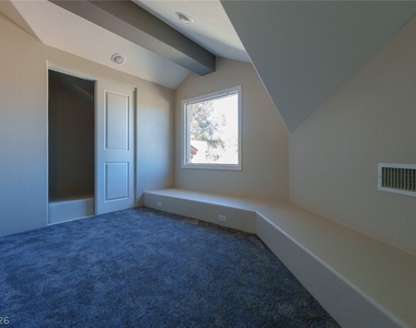 8185 Round Hills Circle - Photo Thumbnail 19