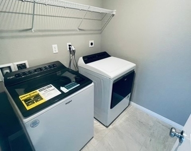 3642 Portici Lane - Photo Thumbnail 18