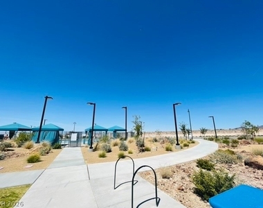 3642 Portici Lane - Photo Thumbnail 32
