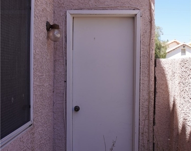 2312 Reddon Circle - Photo Thumbnail 17