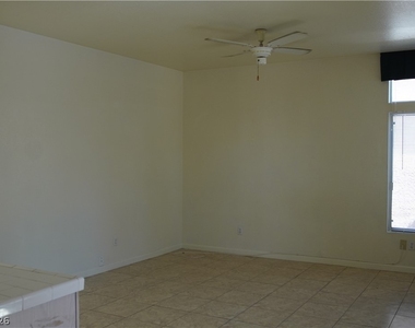 2312 Reddon Circle - Photo Thumbnail 5