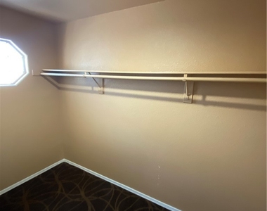 5264 Sacha Way - Photo Thumbnail 36