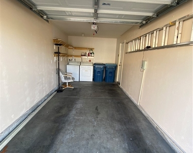 5264 Sacha Way - Photo Thumbnail 15