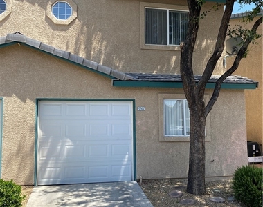 5264 Sacha Way - Photo Thumbnail 2