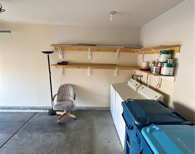 5264 Sacha Way - Photo Thumbnail 14