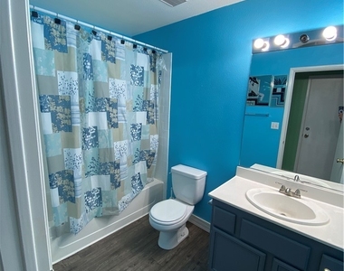 5264 Sacha Way - Photo Thumbnail 12