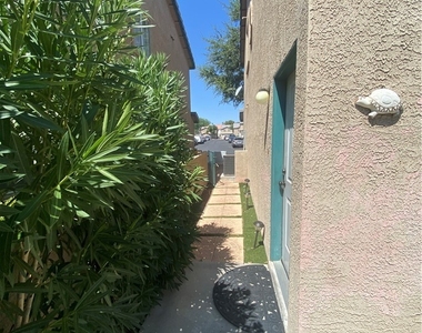 5264 Sacha Way - Photo Thumbnail 30