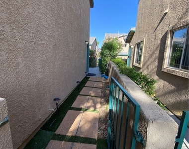 5264 Sacha Way - Photo Thumbnail 31