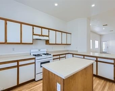 1720 Dwayne Stedman Avenue - Photo Thumbnail 11