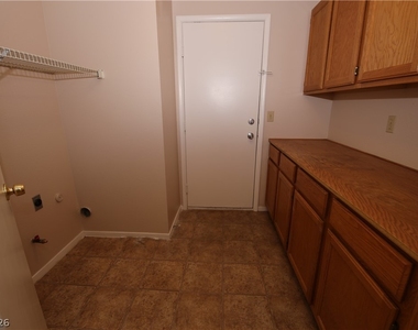 8220 Maplestar Road - Photo Thumbnail 12