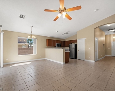 6012 Soft Springs Avenue - Photo Thumbnail 4