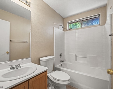 6012 Soft Springs Avenue - Photo Thumbnail 11