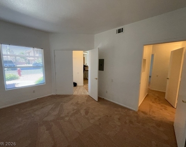 5125 W Reno Avenue - Photo Thumbnail 3