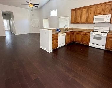 6613 Mccarran Street - Photo Thumbnail 5