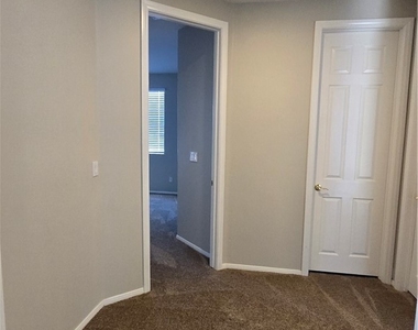 10887 Osceola Mills Street - Photo Thumbnail 6