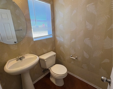 6112 Squilchuck Court - Photo Thumbnail 3
