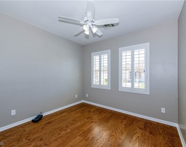 2405 Sky Watcher Street - Photo Thumbnail 7