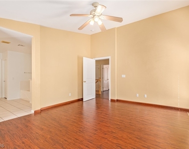 1477 Rancho Ridge Drive - Photo Thumbnail 18